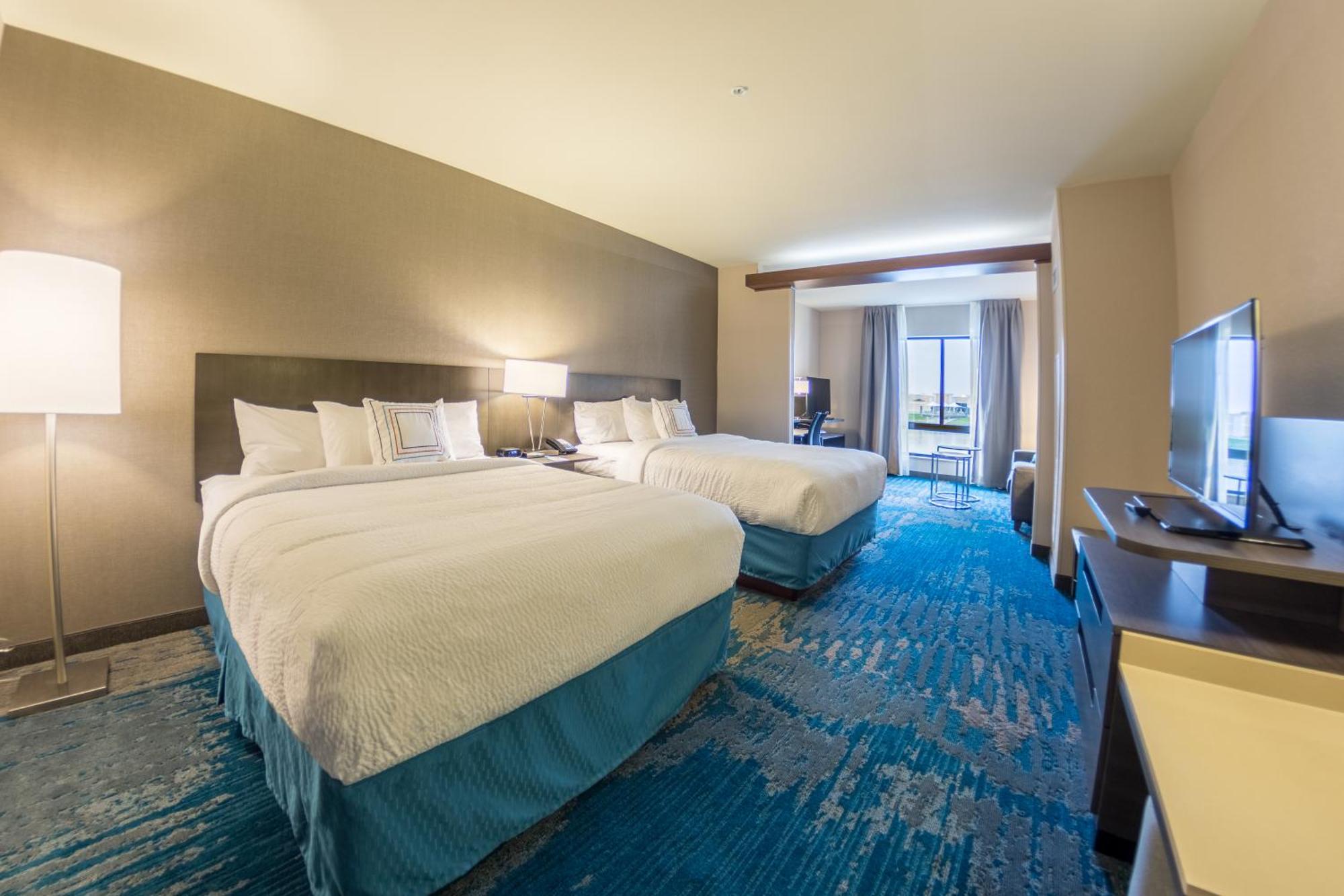 Fairfield Inn & Suites By Marriott Des Moines Алтуна Стая снимка